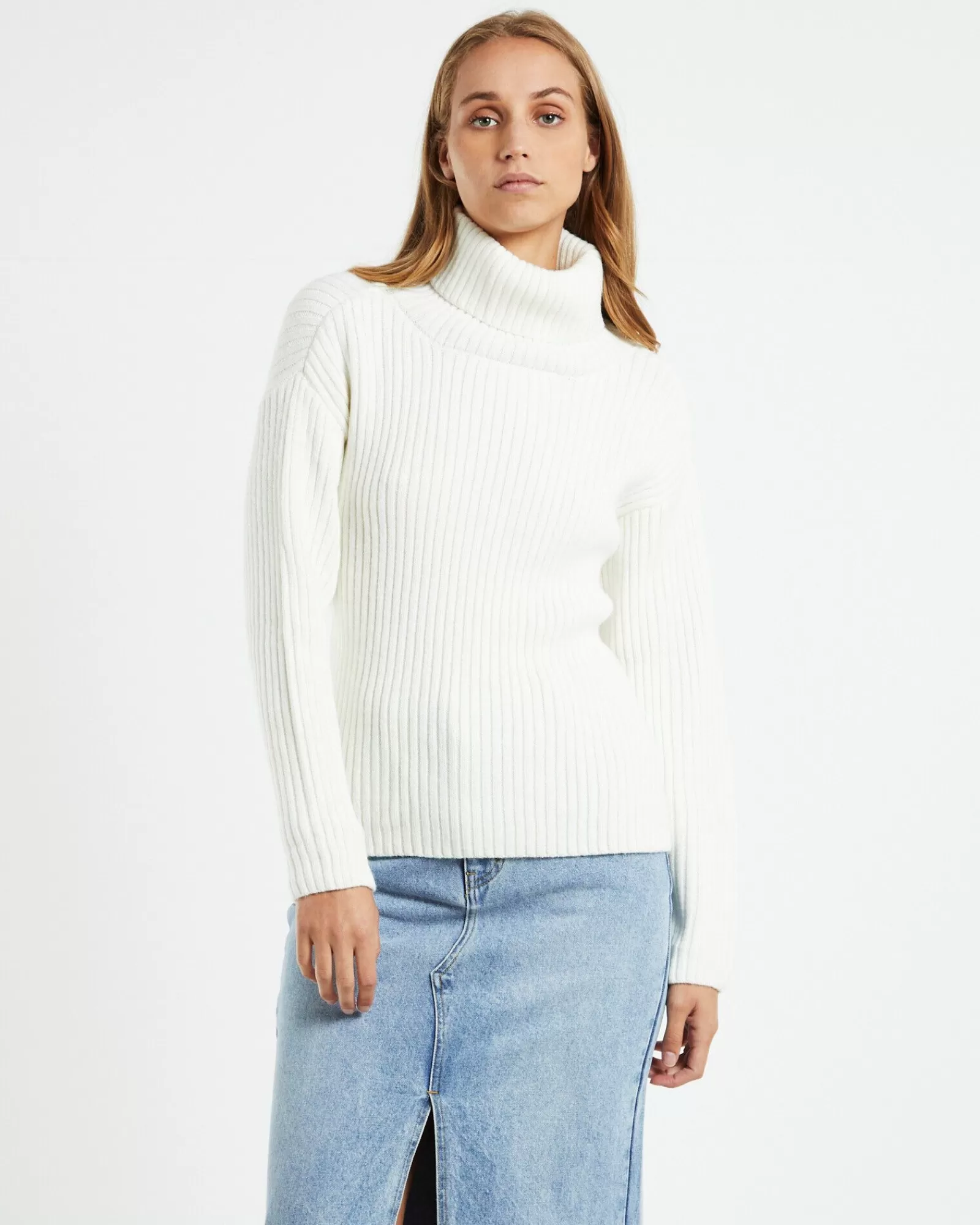 Cheap ALICE IN THE EVE Amina Tie Back Boxy Knit Jumper White