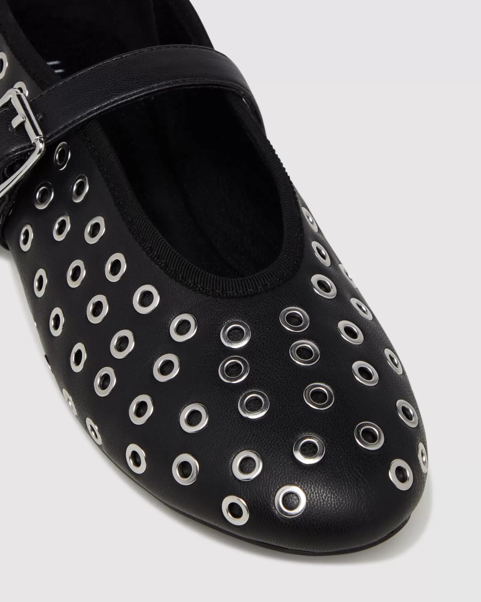 Hot THERAPY Avalon Flats Black