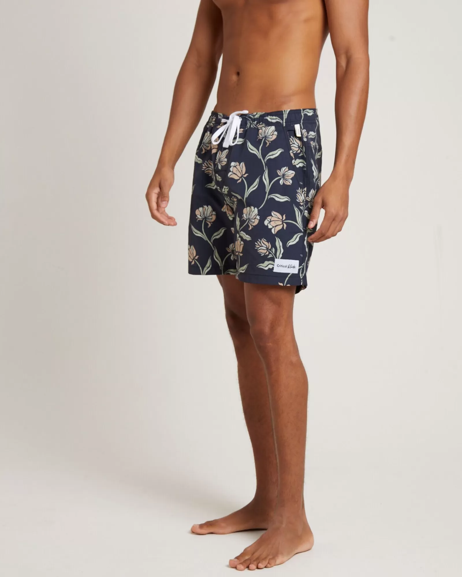 Discount THE CRITICAL SLIDE SOCIETY Avoca 16" Trunk Shorts In Black