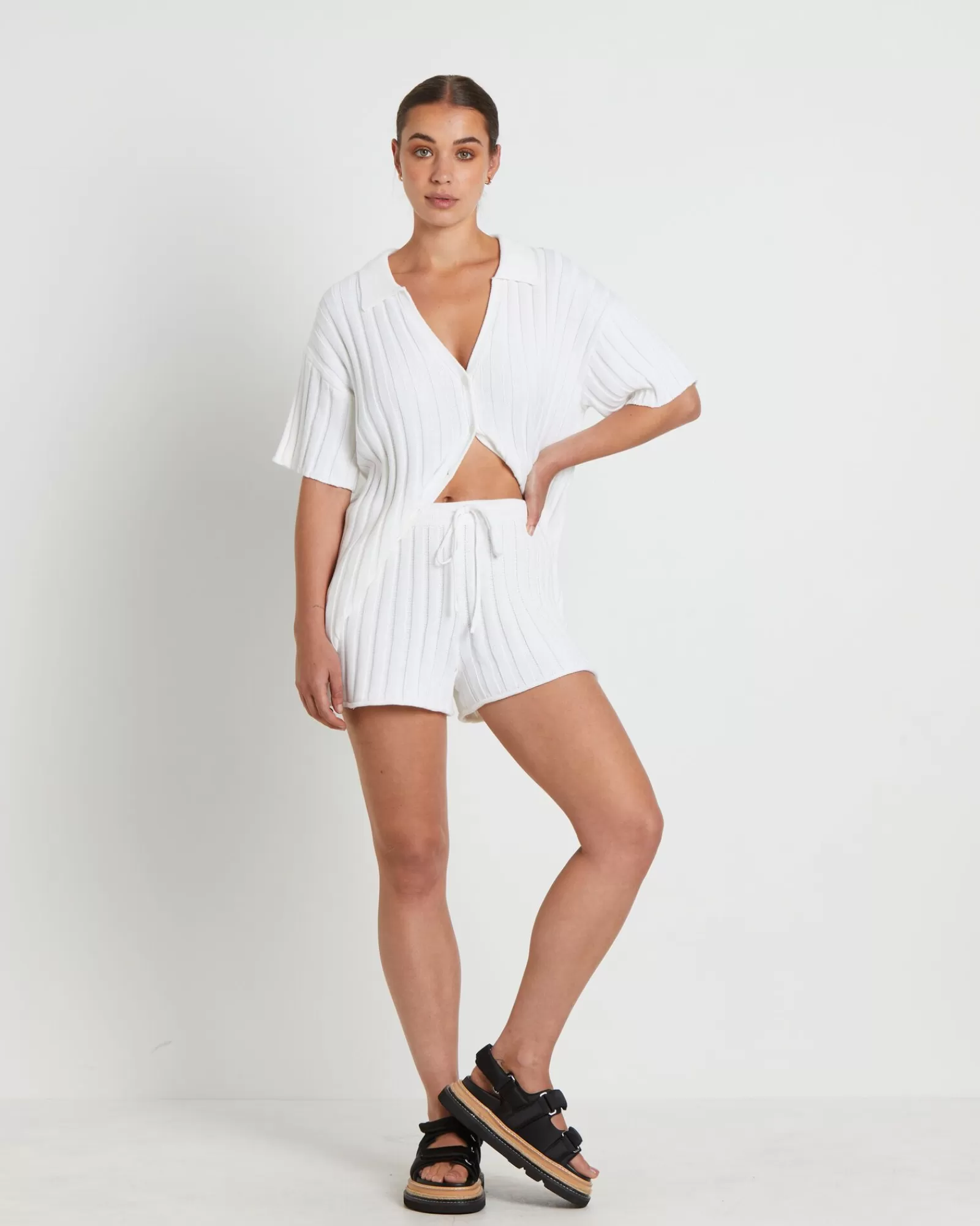 Store SUBTITLED Bambi Knit Shorts In White