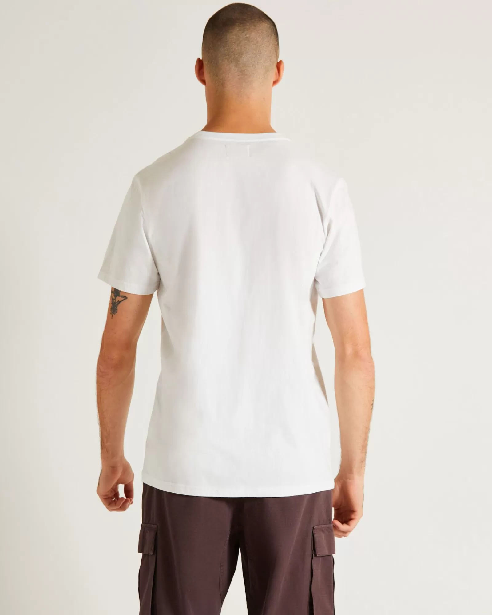 Cheap GENERAL PANTS CO. BASICS Basic Crew Neck Short Sleeve T-Shirt In White