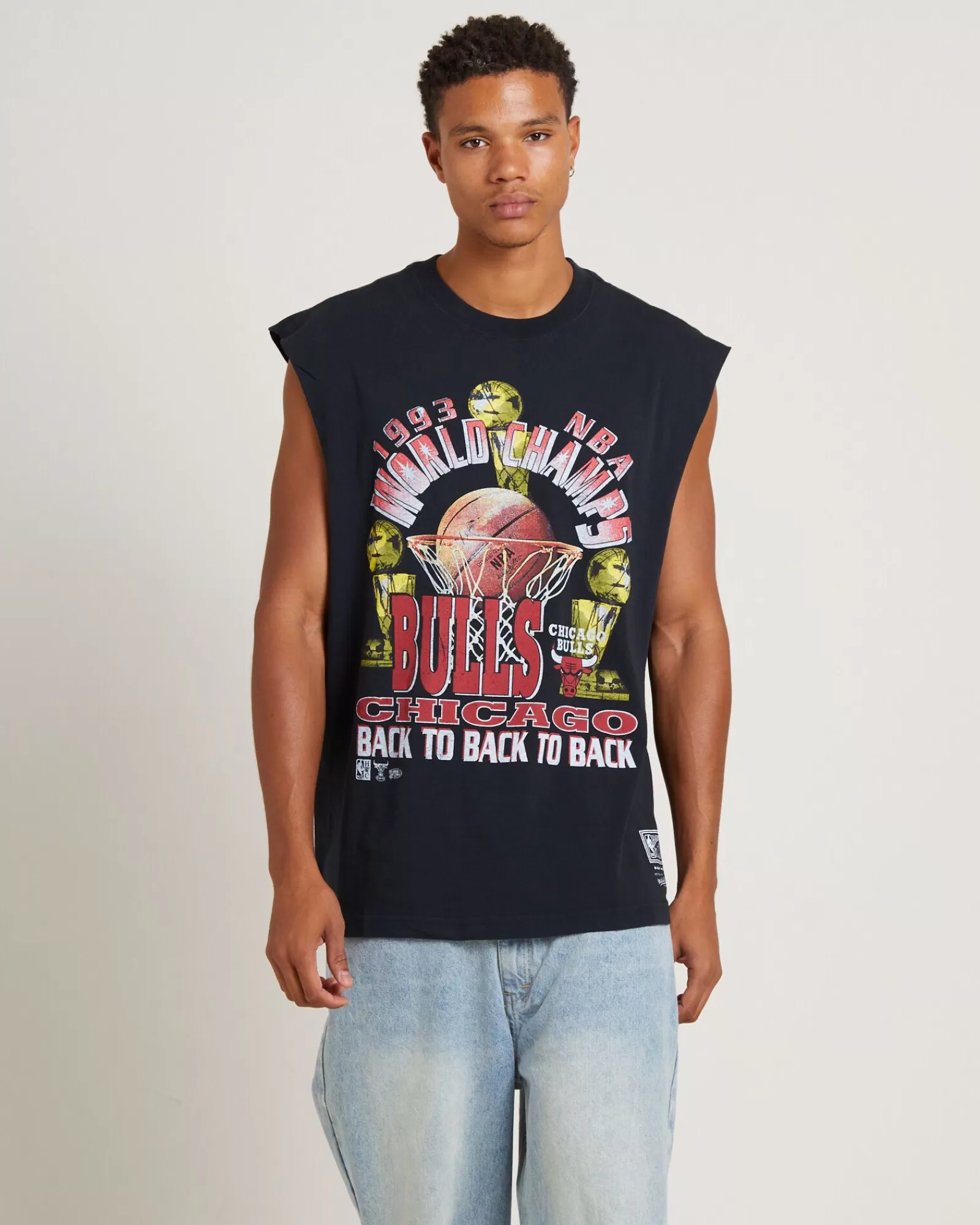 Cheap MITCHELL & NESS Bulls Muscle Top In Faded Black