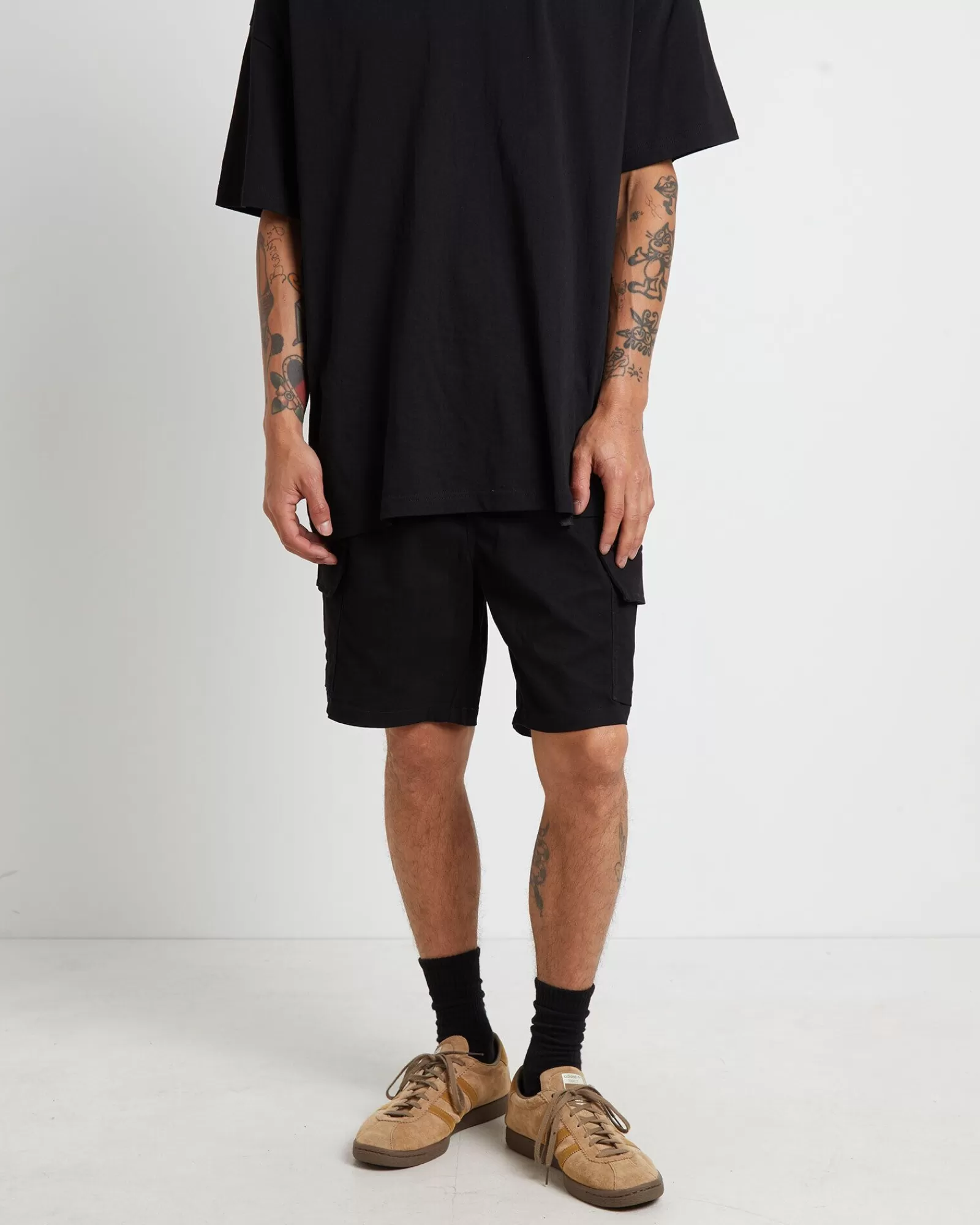 Outlet TAIKAN Cargo Shorts In Black