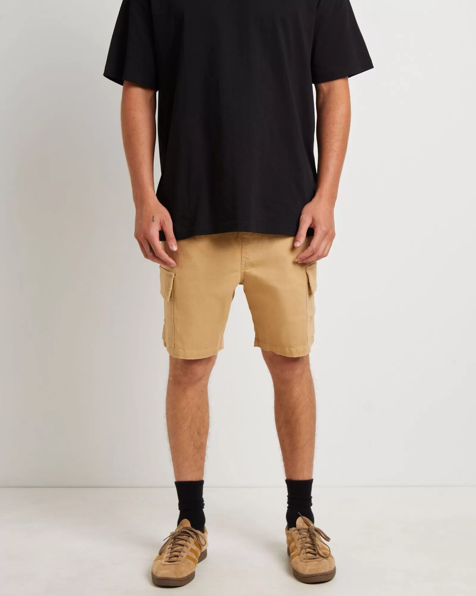 Fashion TAIKAN Cargo Shorts In Tan