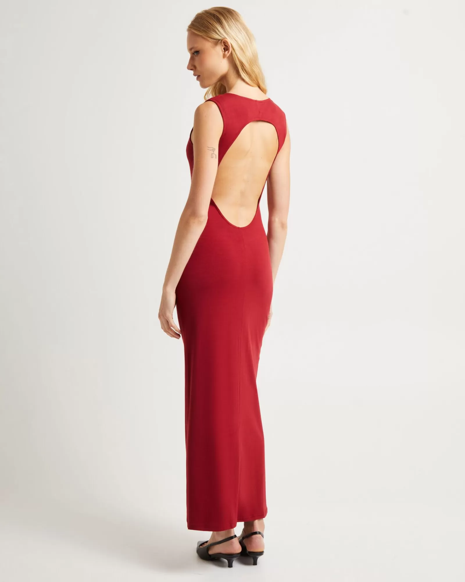 Shop ALICE IN THE EVE Dahlia Curve Cut Out Maxi Dress