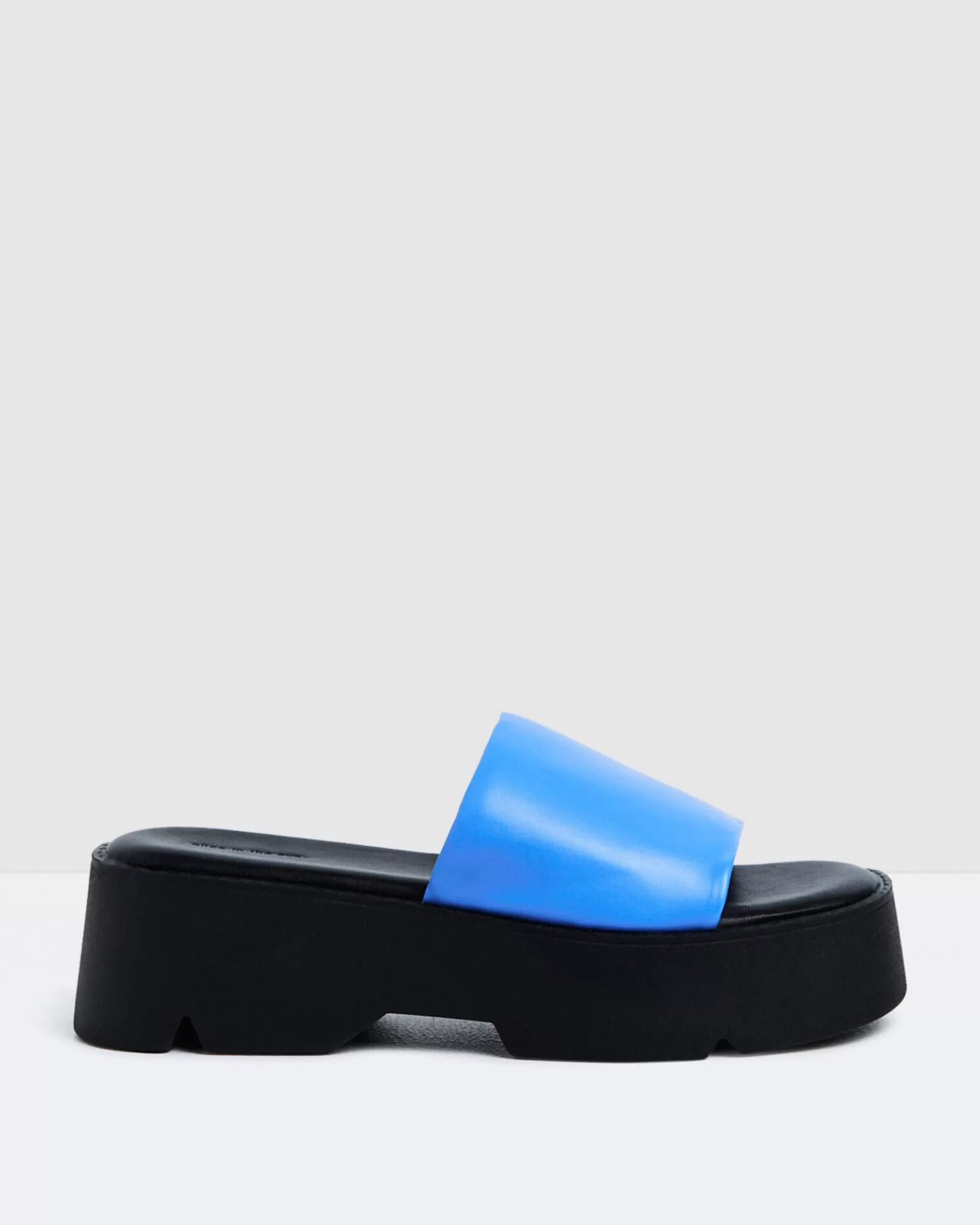 Hot ALICE IN THE EVE Freya Flatform Slides Azure Blue/Black