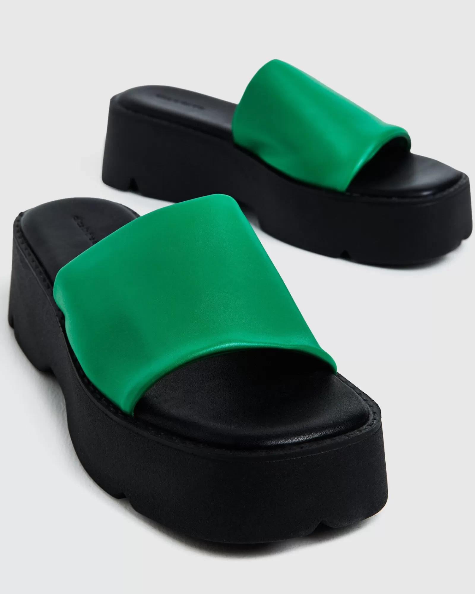 Hot ALICE IN THE EVE Freya Flatform Slides Fern Green/Black