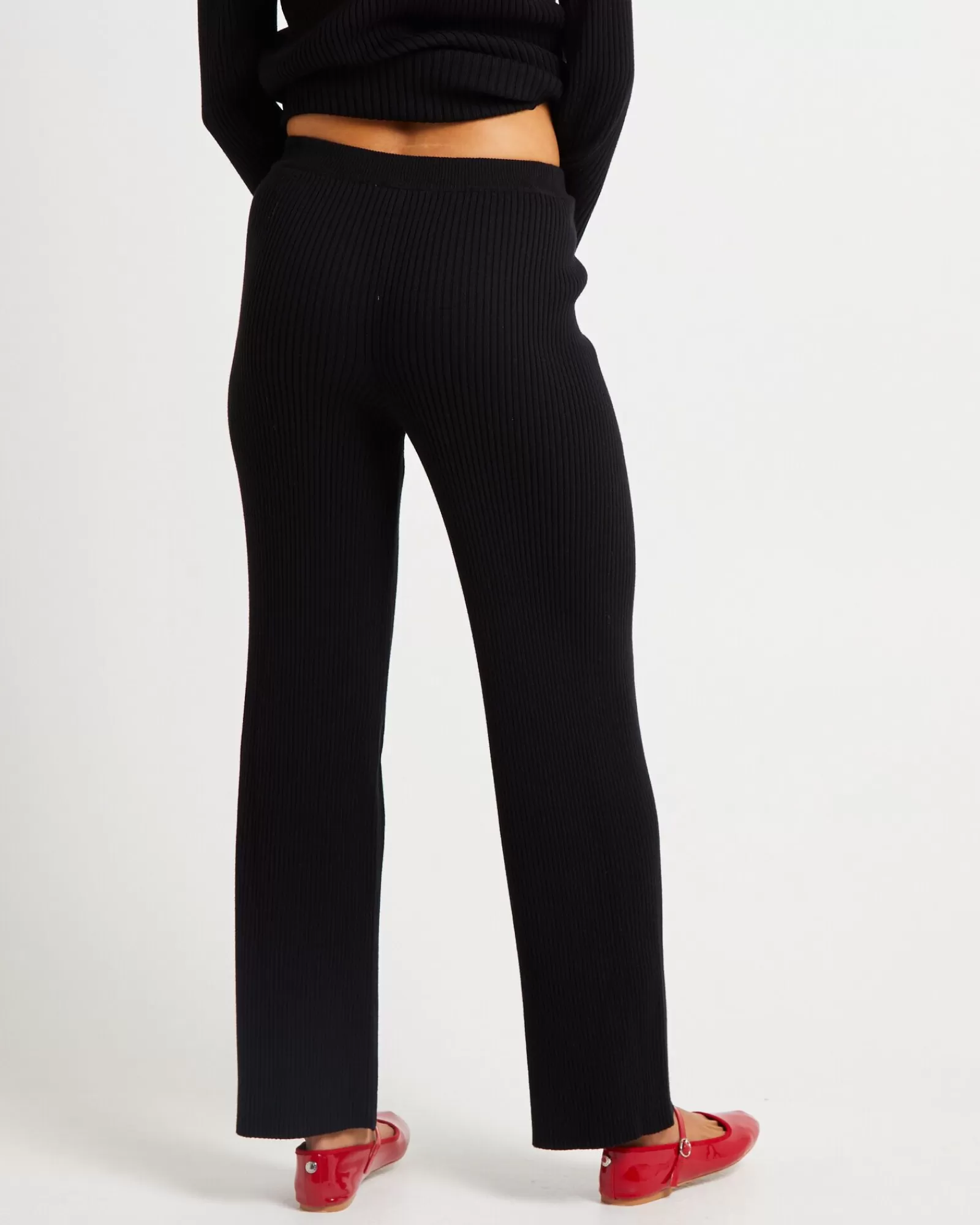 Store SUBTITLED Kiah Knit Pants Black