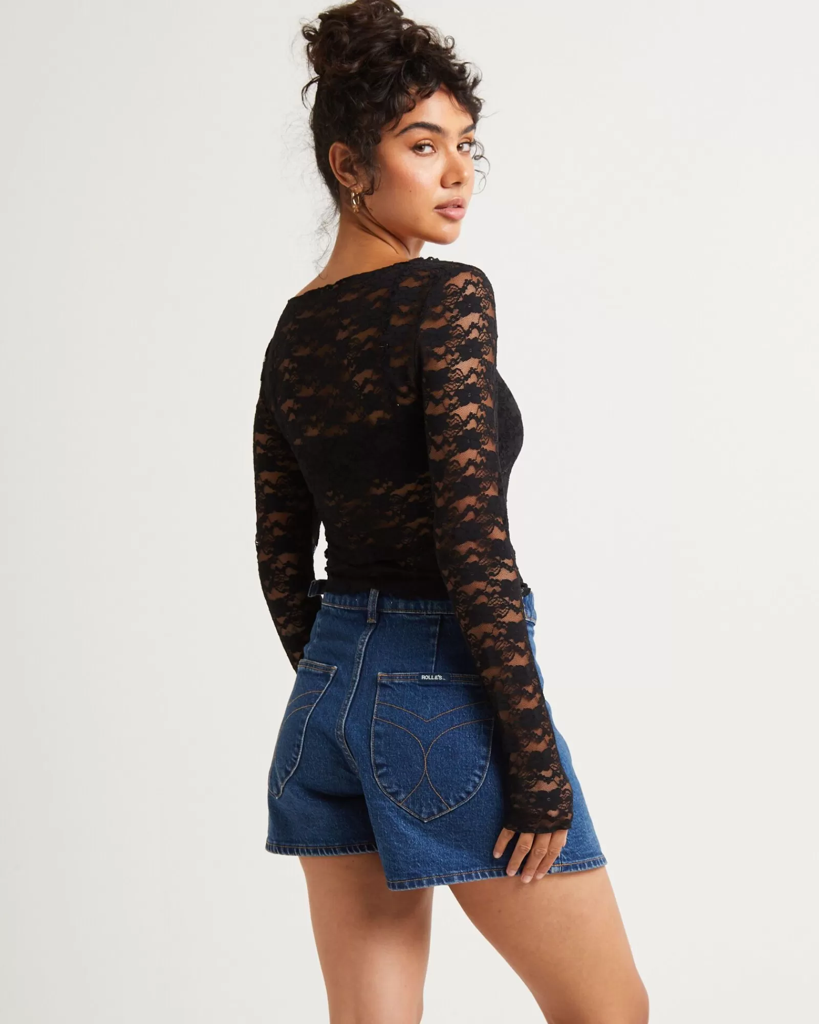 Flash Sale ALICE IN THE EVE Leah Sheer Long Sleeve Lace Top