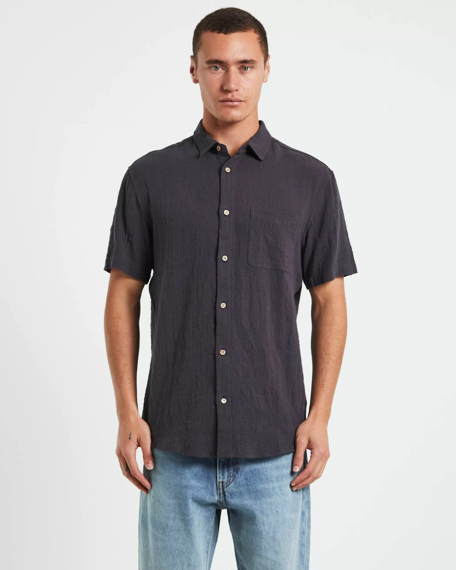 New INSIGHT Louie Shirt In Black