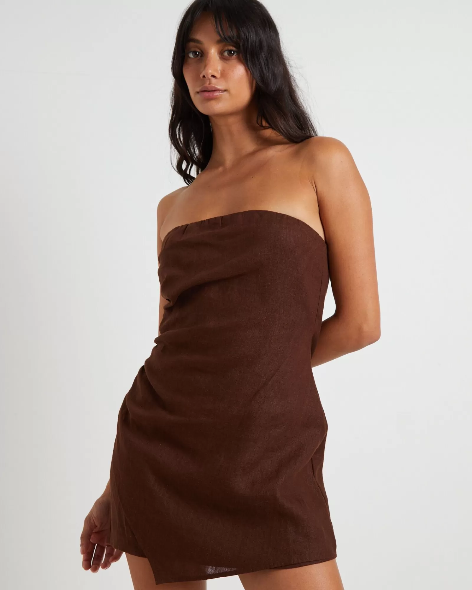 Store SUBTITLED Lui Linen Mini Dress In Chocolate