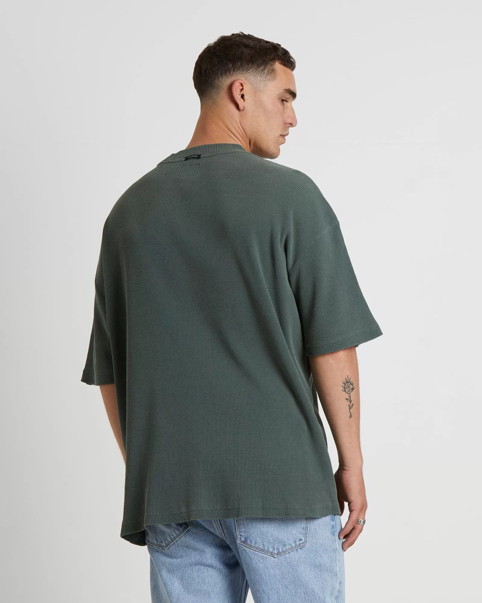 New STANDARD JEAN CO Marlo Waffle Short Sleeve T-Shirt In Fatigue Green