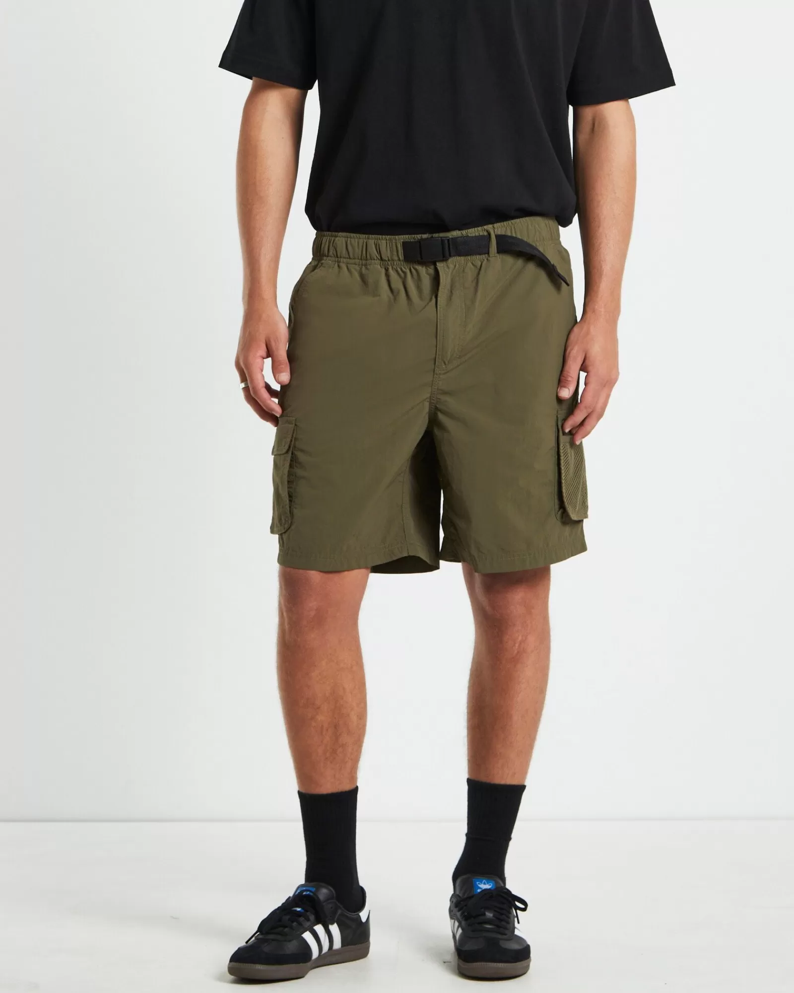 Best Sale BLACK NOISE WHITE RAIN Multi Pocket Utility Cargo Shorts In Army Green