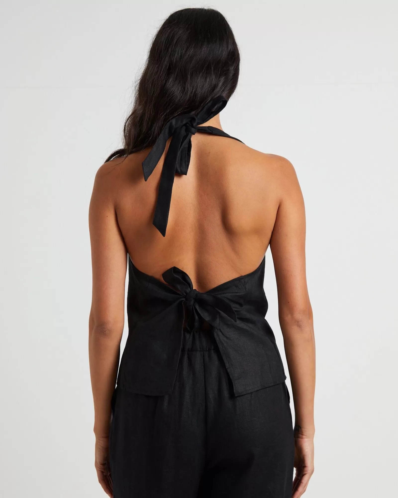 Store SUBTITLED Naomi Linen Halter Vest In Black