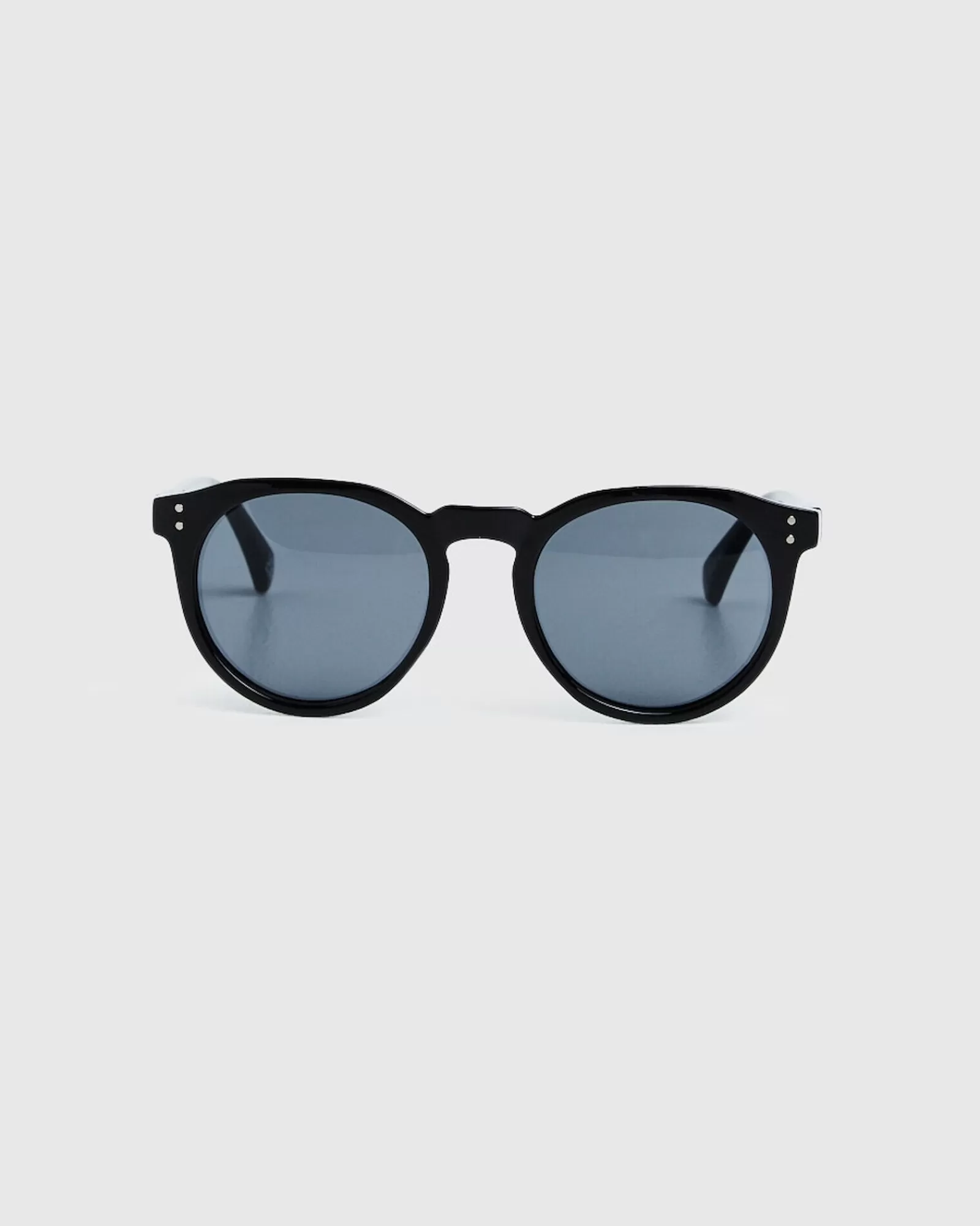 Store AIRE Nucleus V2 Polarised Sunglasses Black Smoke Mono