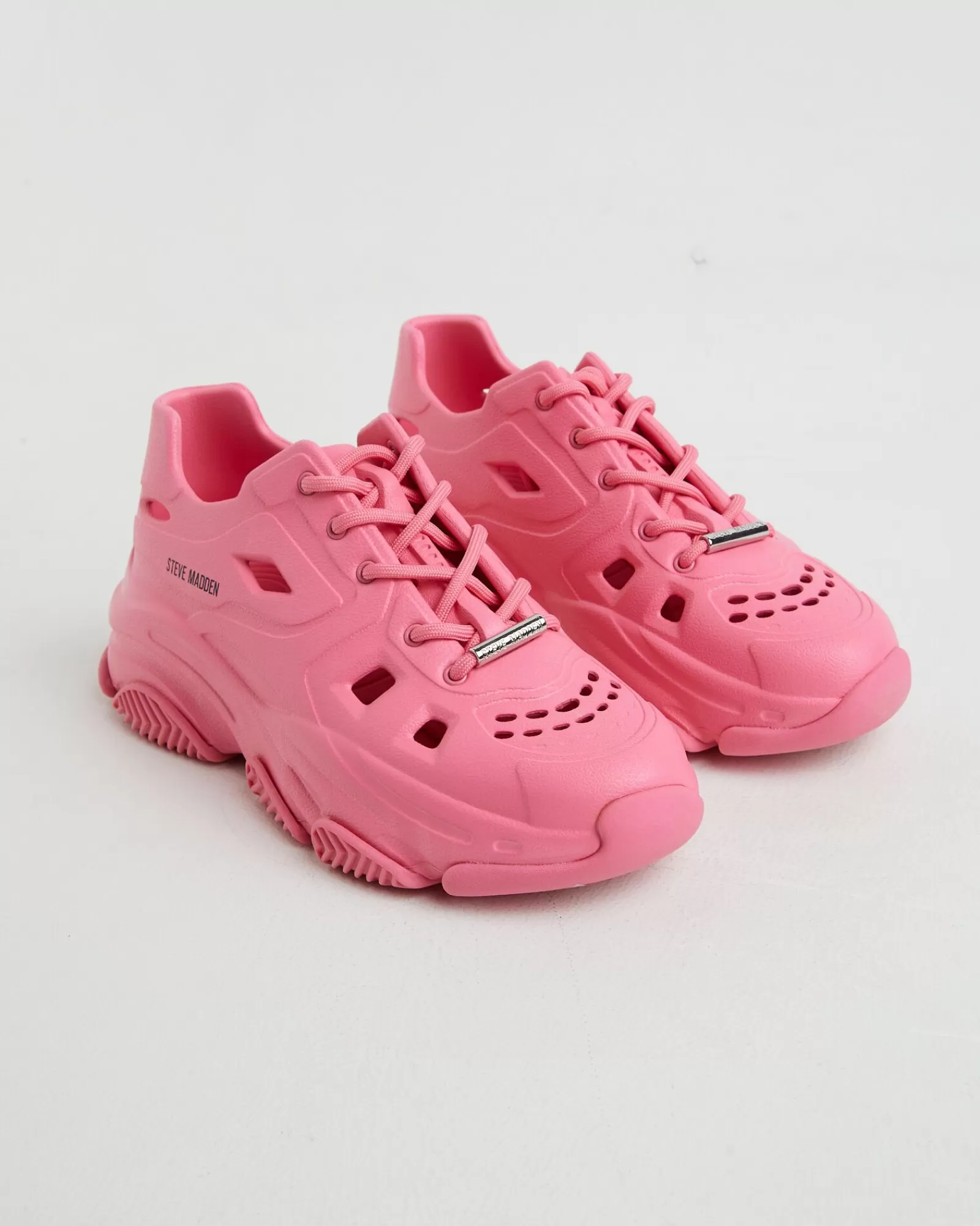 New STEVE MADDEN Possessive Sneakers In Hot Pink