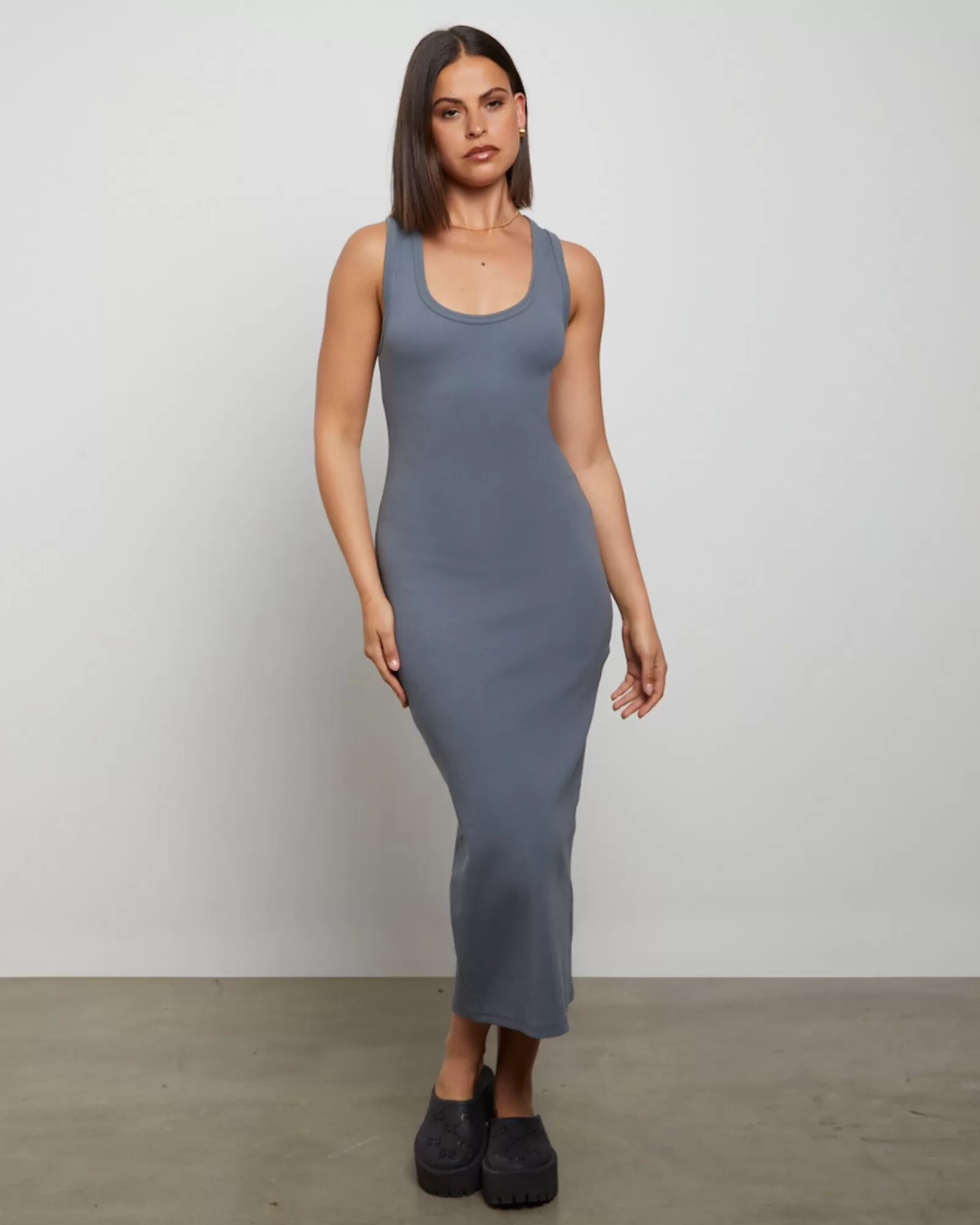 Fashion GENERAL PANTS CO. BASICS Racer Back Midi Dress In Slate Grey