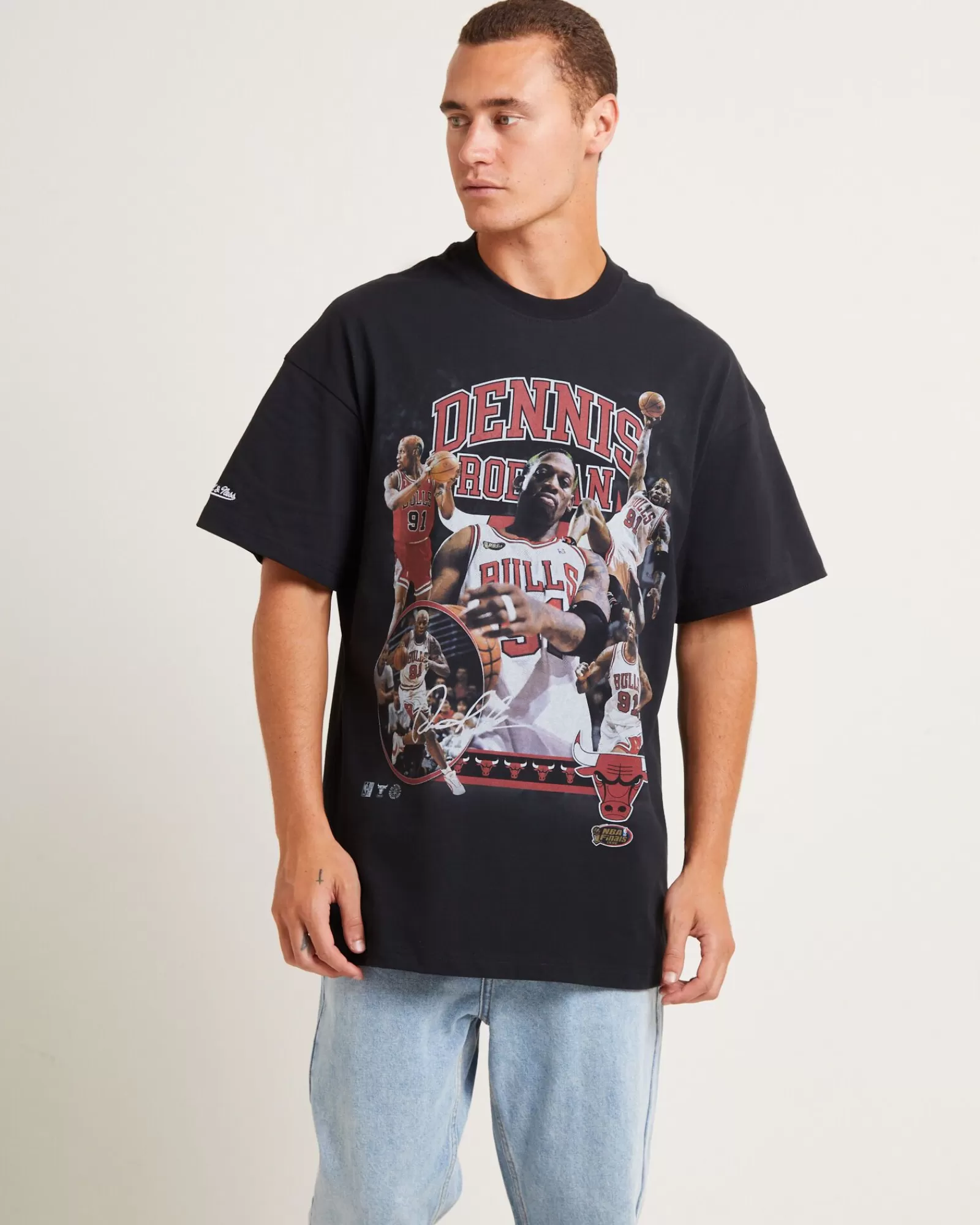 Discount MITCHELL & NESS Rodman Photo Short Sleeve T-Shirt In Faded Black