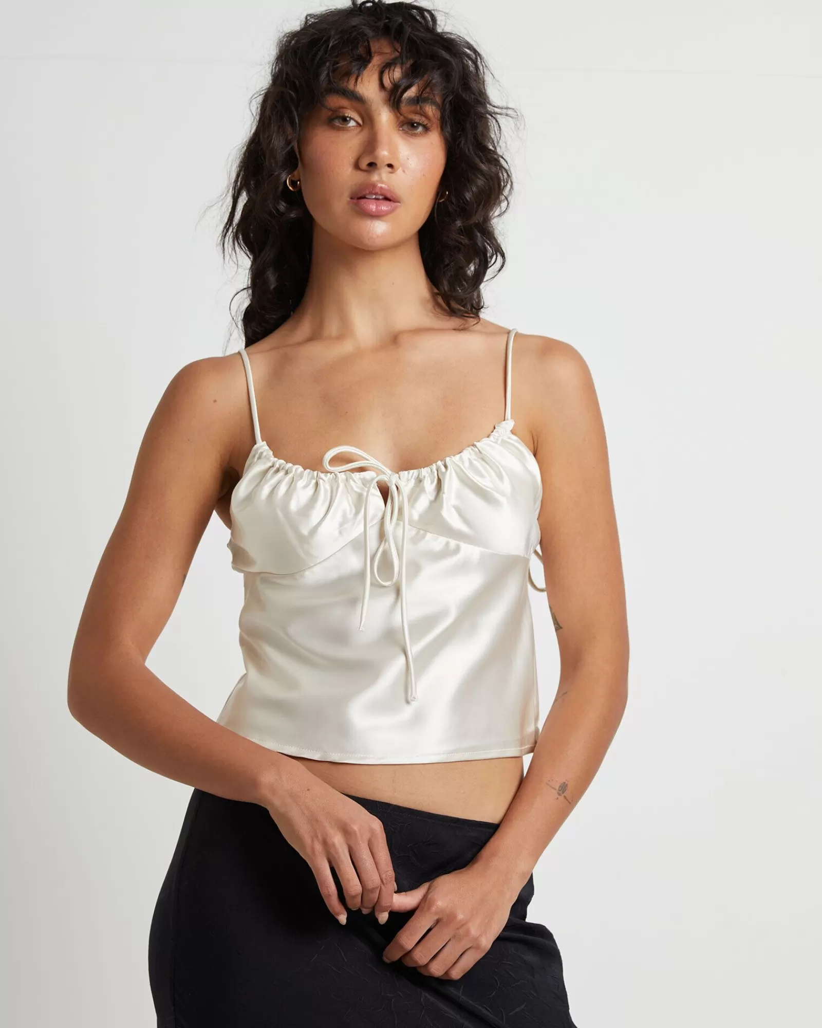 Cheap ALICE IN THE EVE Ruby Romantic Slip Top In Ivory