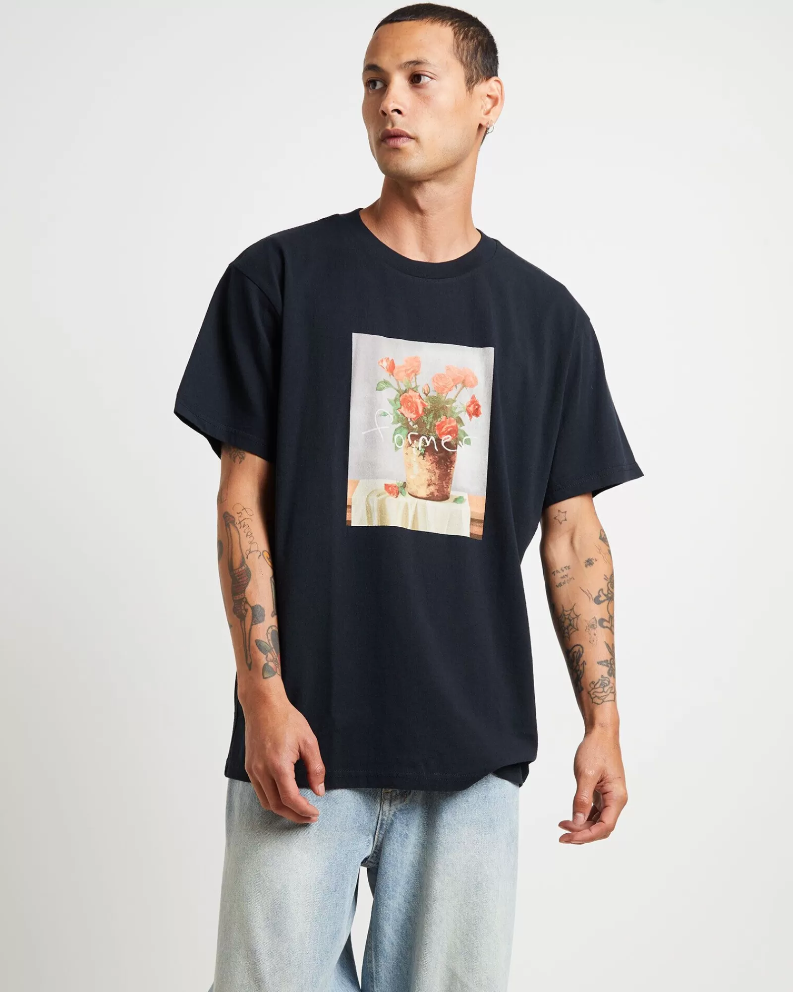 Fashion FORMER Still Life Short Sleeve T-Shirt In Black