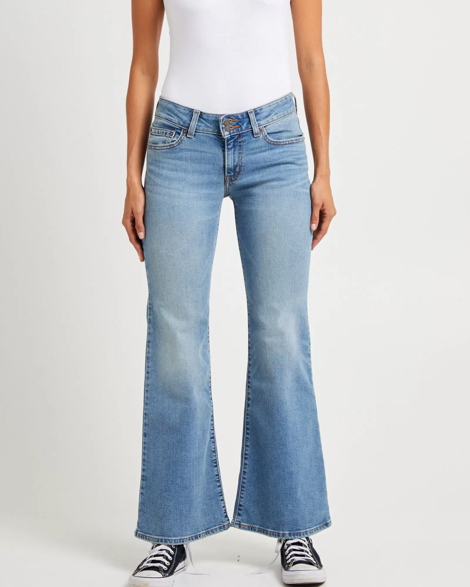 Cheap LEVIS Superflow Flare Jeans The Big Day