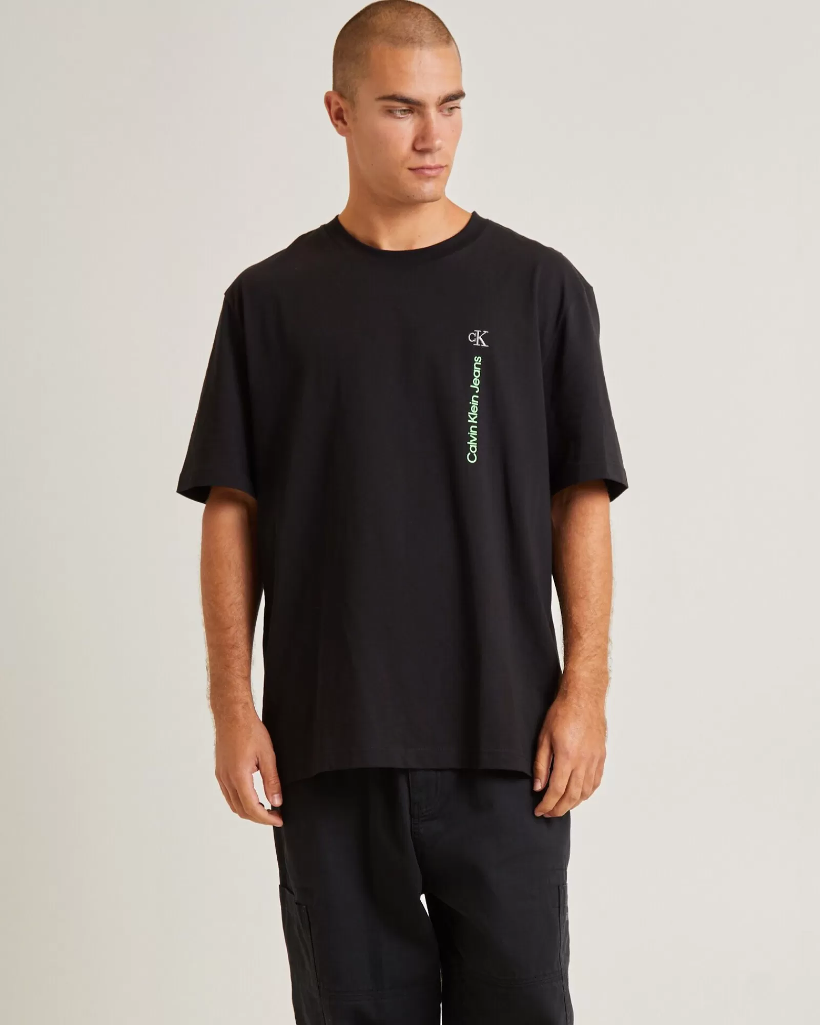 Discount CALVIN KLEIN Vertical Institutional Short Sleeve T-Shirt