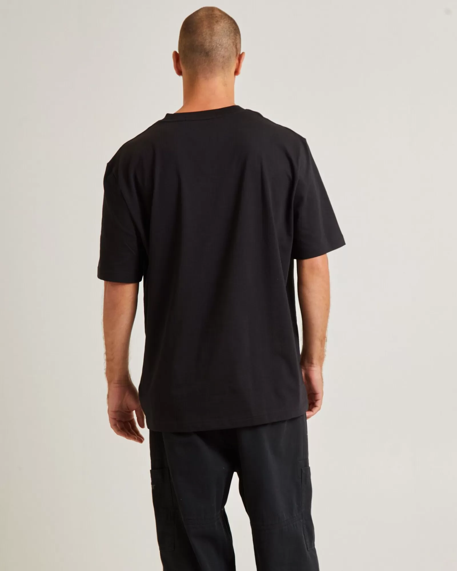 Discount CALVIN KLEIN Vertical Institutional Short Sleeve T-Shirt