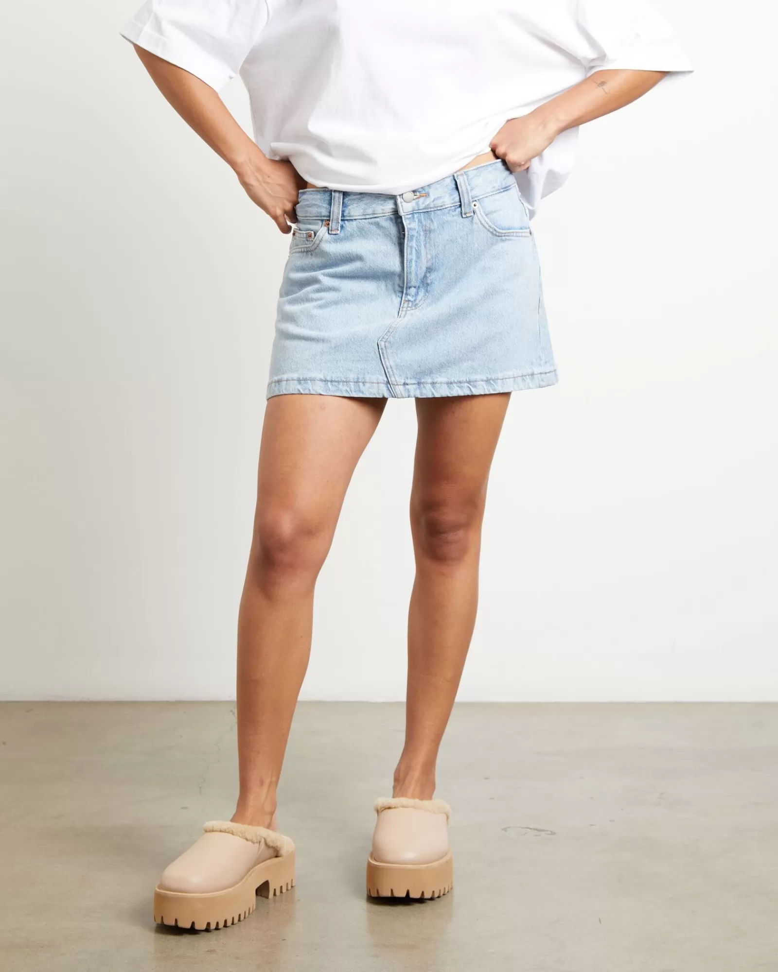 Cheap DR DENIM Ziggy Denim Mini Skirt In Stream Light Retro