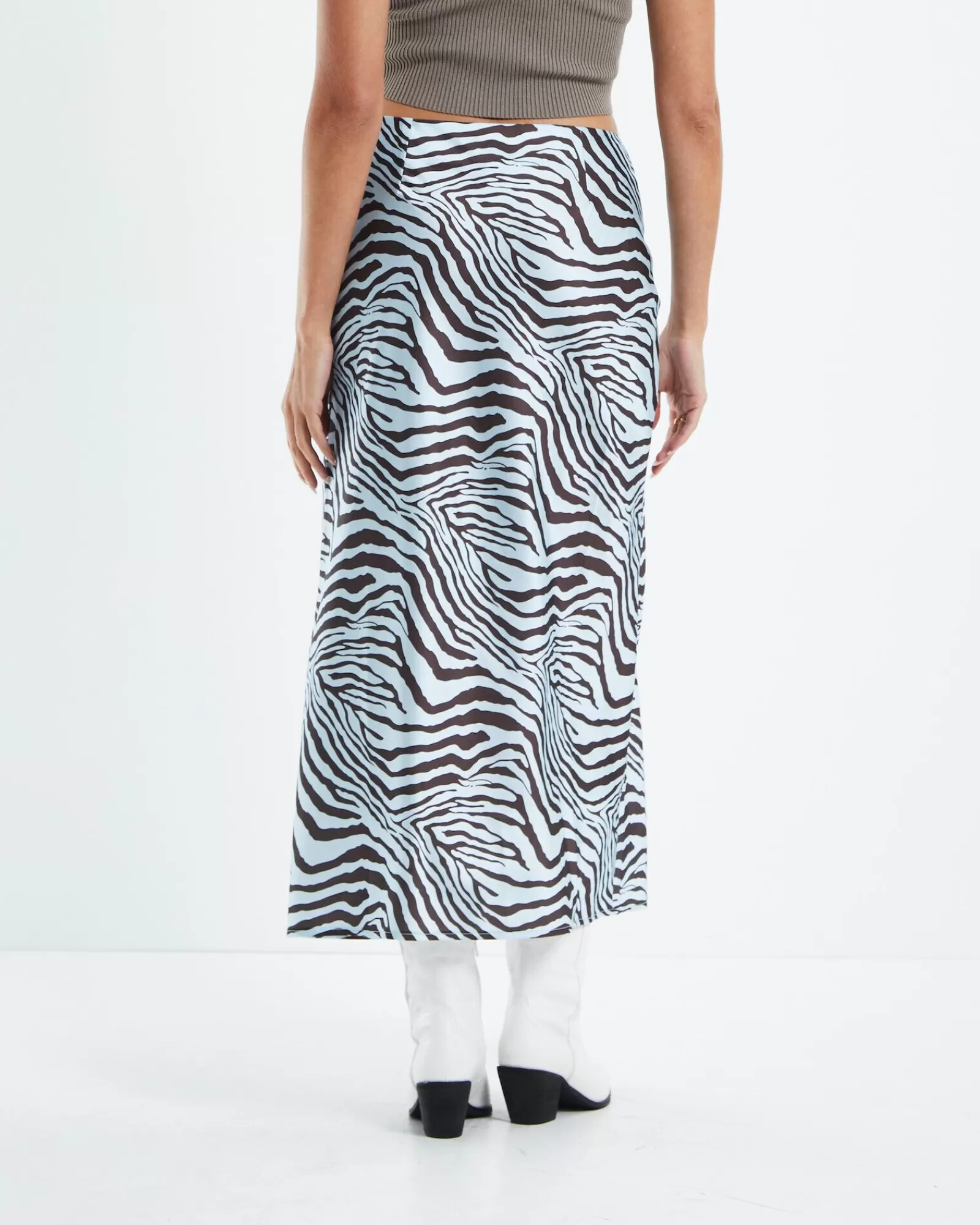 Online ALICE IN THE EVE Zuri Zebra V Waist Silky Maxi Skirt Blue